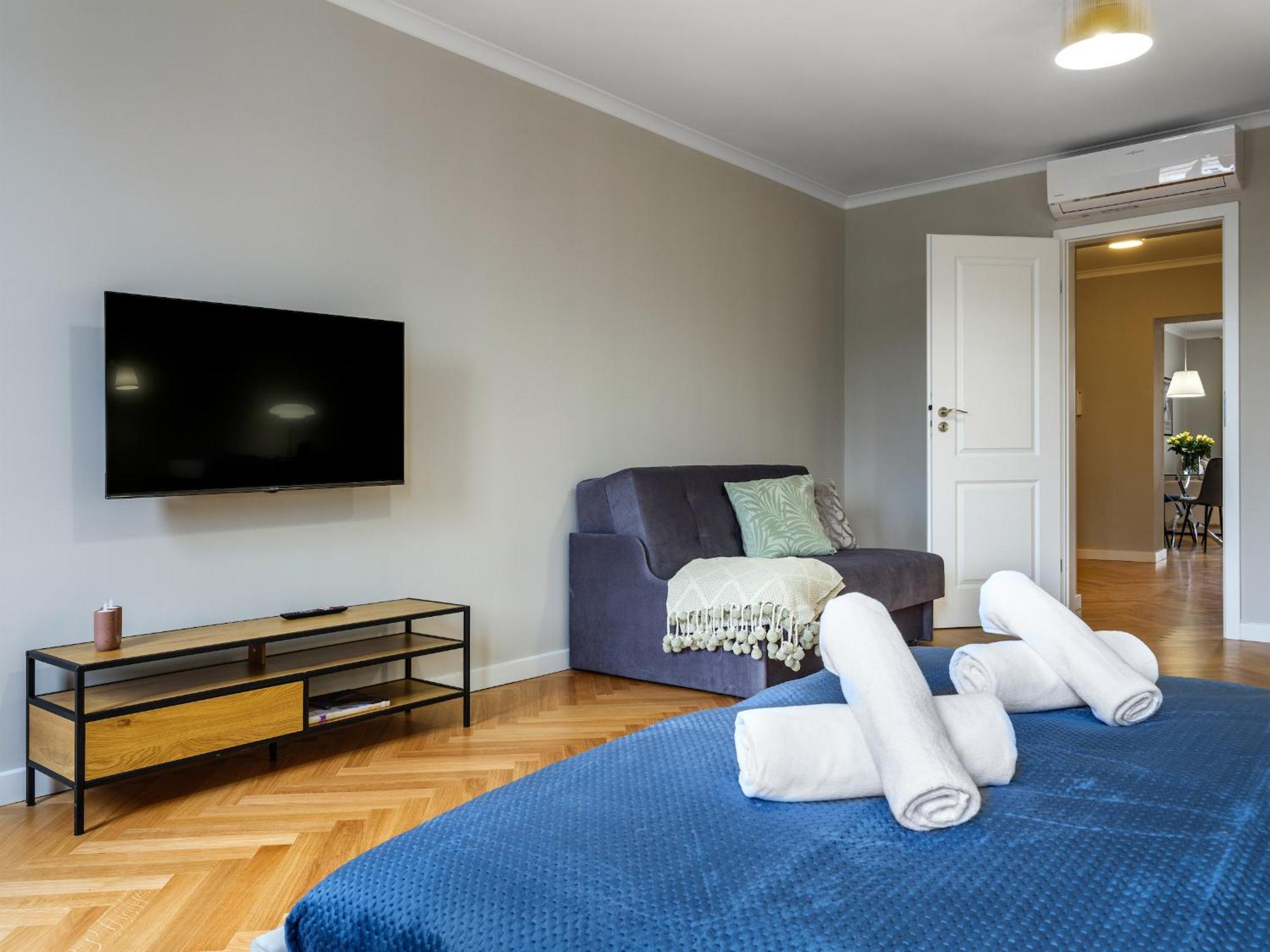 Tyzenhauz Suites Topolowa Krakow Dış mekan fotoğraf