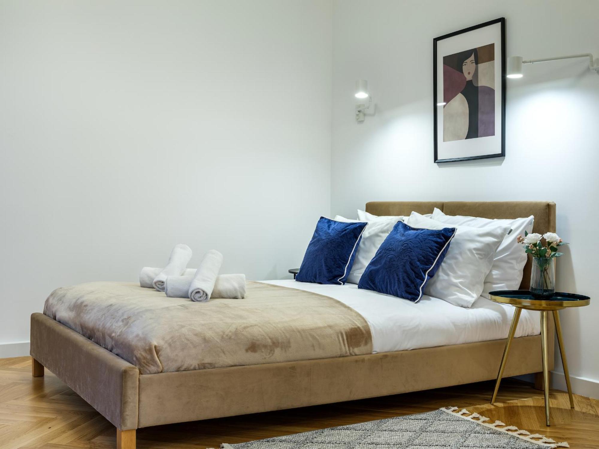 Tyzenhauz Suites Topolowa Krakow Dış mekan fotoğraf